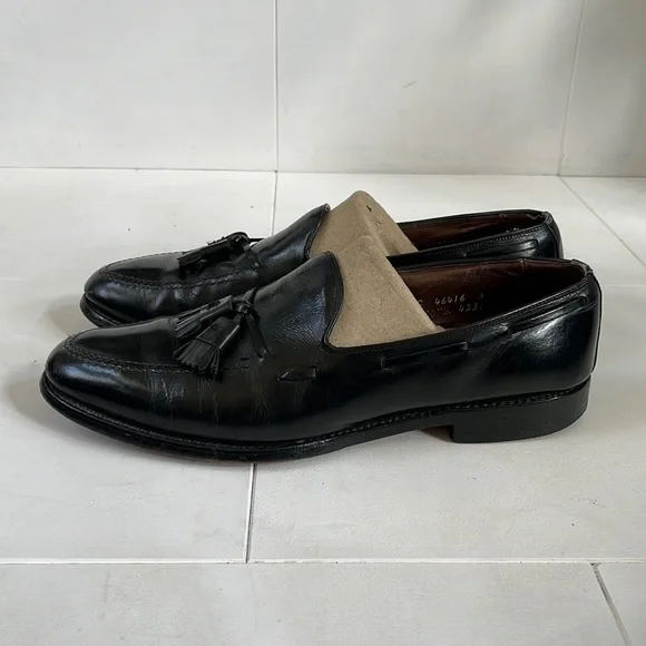 ALLEN EDMONDS 9.5D Grayson Shell Cordovan Tassel Loafer black 8217 Allen Edmonds | Shoes | Allen Edmonds Grayson Tassel Loafer  main image 2